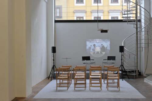 headless-goldin-senneby.800x0